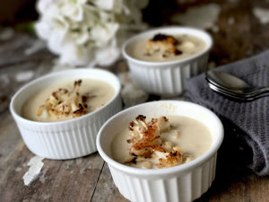 Roasted Garlic and Cauliflower Soup